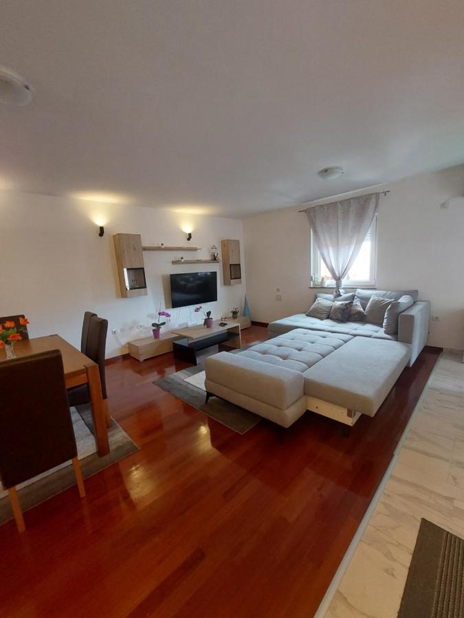 Apartment Violeta Медулин Экстерьер фото